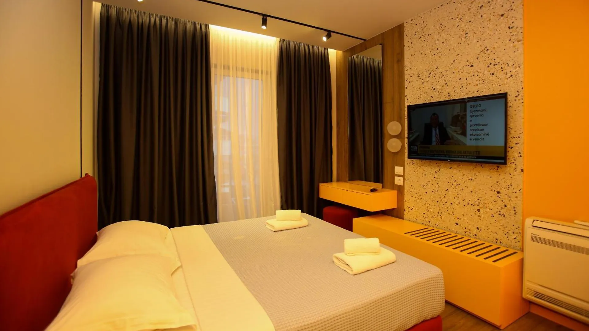 Imperial Visar Apartment Yellow Vlorë