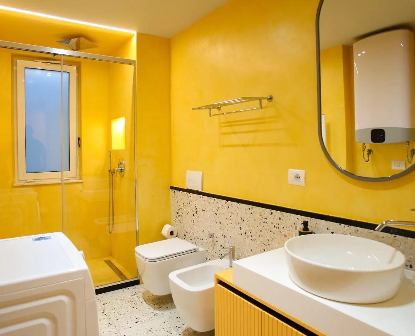 Imperial Visar Apartment Yellow Vlorë